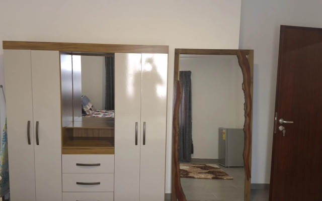 Furnished 1 Bedroom Apartment