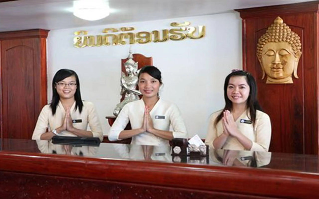 Vansana Riverside Hotel