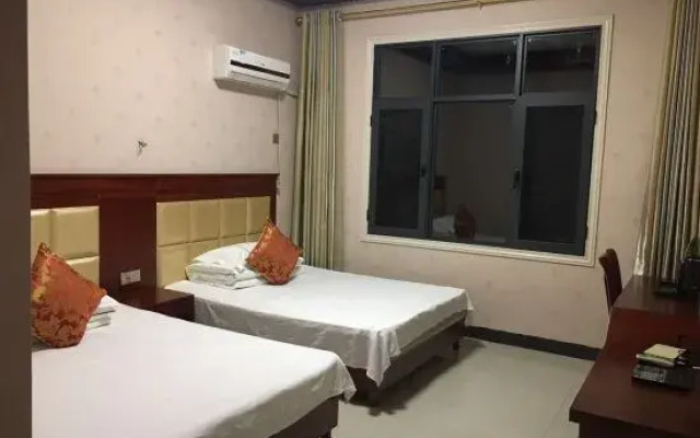 Chuanyan Shilin Theme Inn