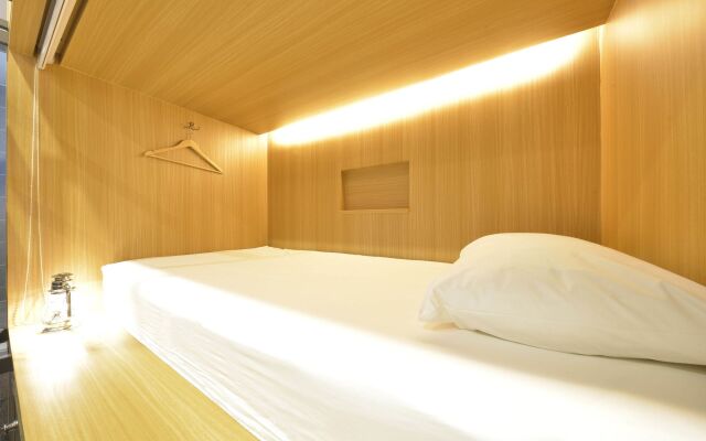 WITH U Hotel & Guesthouse