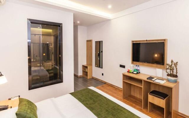 GreenTree Inn Dalian Airport New District Xinzhaizi Express Hotel