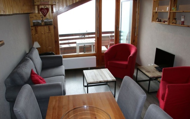 Mystical Apartment With Mountain View – Guest Rooms – Veysonnaz