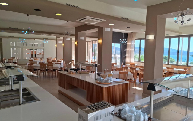 Marmari Bay Hotel