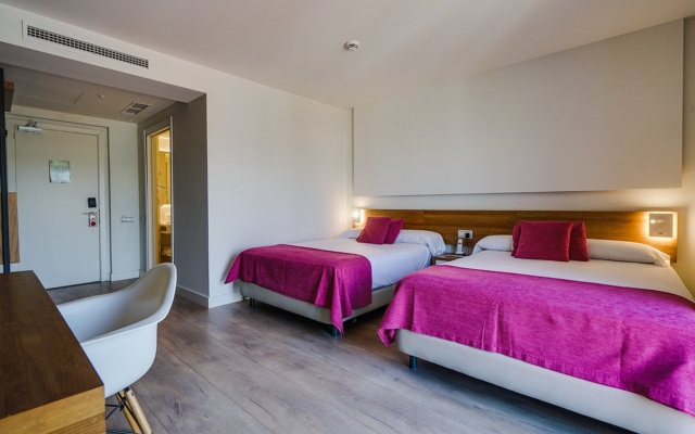 Hotel Brisamar Suites
