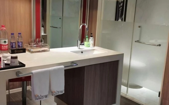 Bingly Hotel (White Feather Road, Xixia, Nanyang) – Guest Rooms – Nanyang