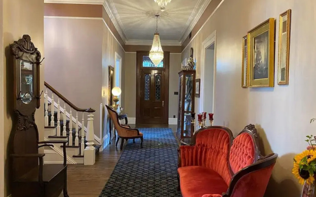 The Belle Louise Guest House