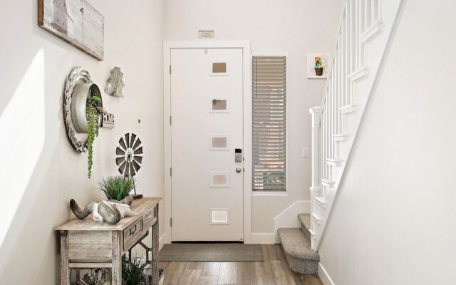 Blooming Cactus by RedAwning