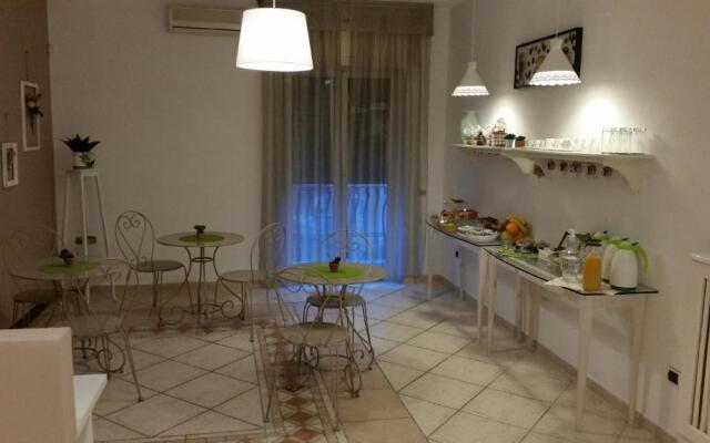 Bed Breakfast Aminei Metro
