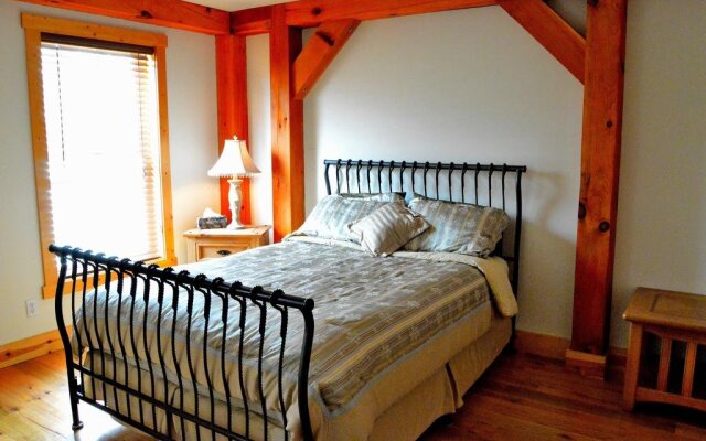 Brush Mountain Lodge