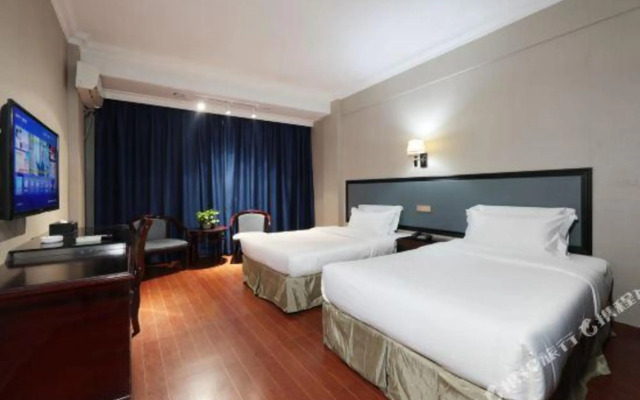 Fuding 0rientmeridien Hotel