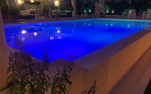 White House Luxury Hospitality