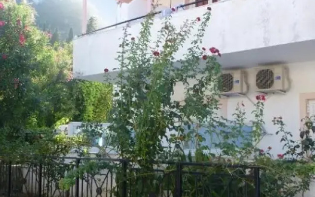 Galini Studio & Apartments Benitses