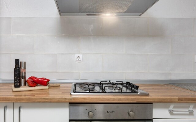 Nice Home in Pinezici With Wifi and 4 Bedrooms