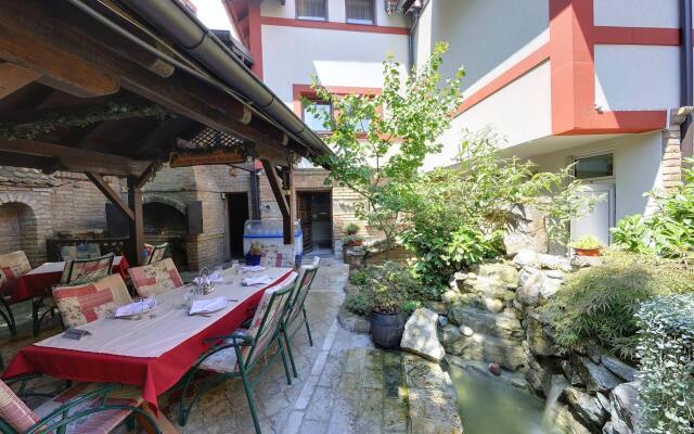 Sucevic Hotel