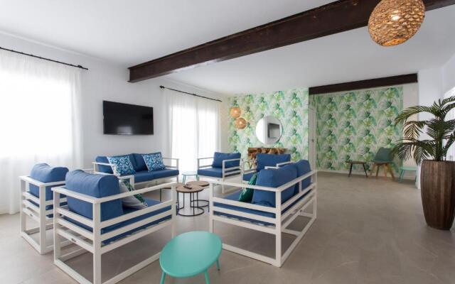 Apartamentos Costamar I & II