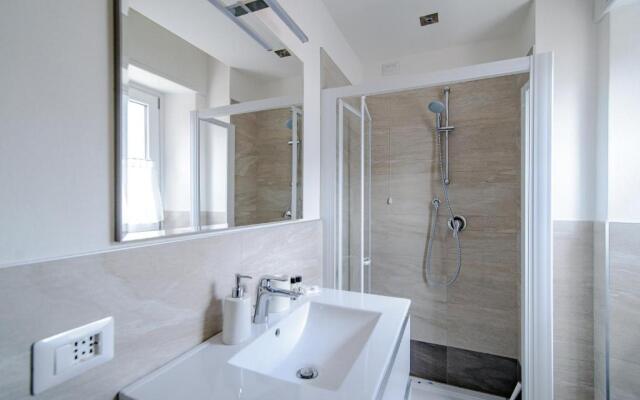 Laglio Apartment Above George