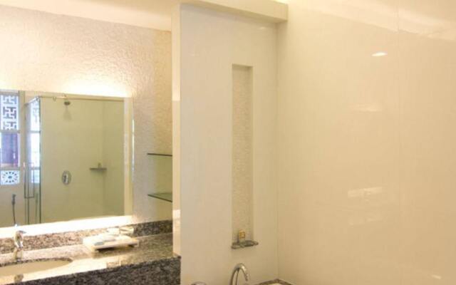 Welcome World Beachfront Resort