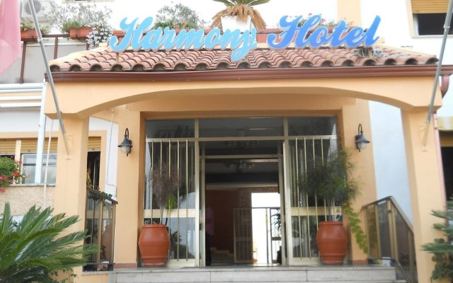 Hotel Harmony