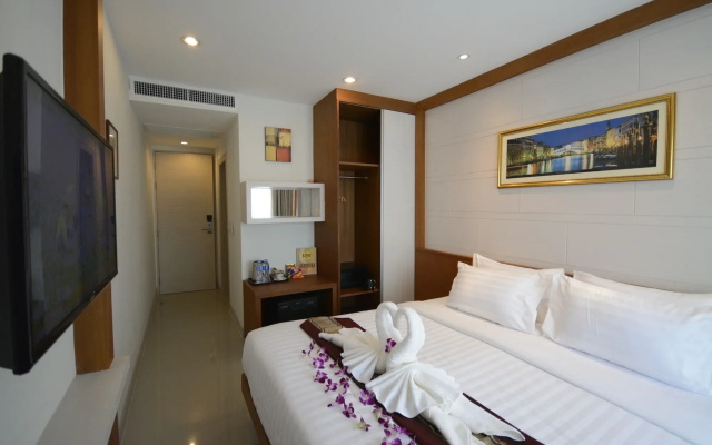 The Patong Center Hotel