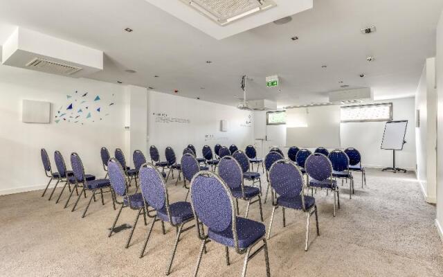 Hôtel Le Circuit Le Mans