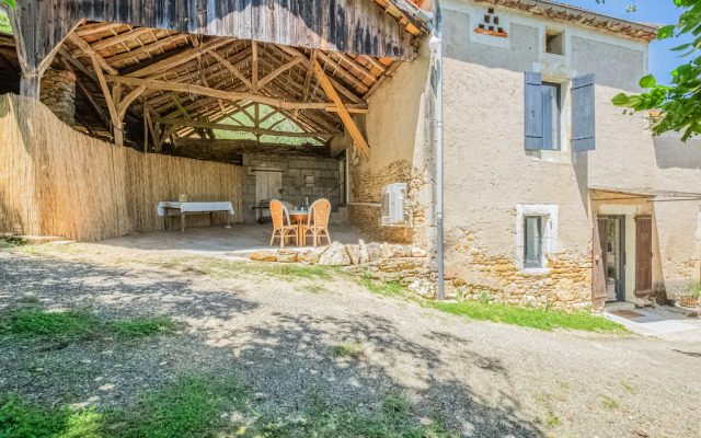 Tranquil Holiday Home in Soturac With Pool