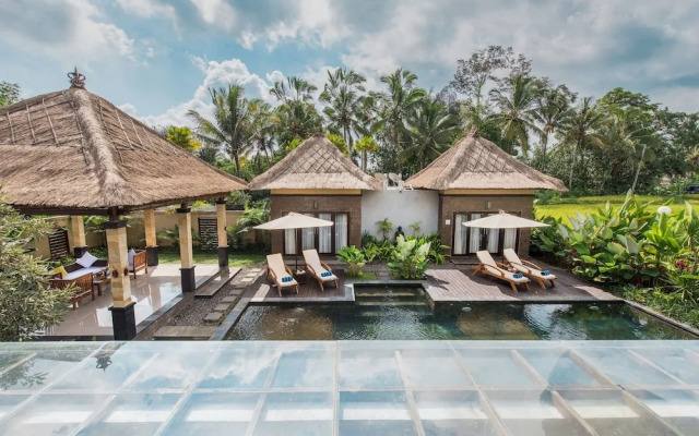 Villa Cendrawasih