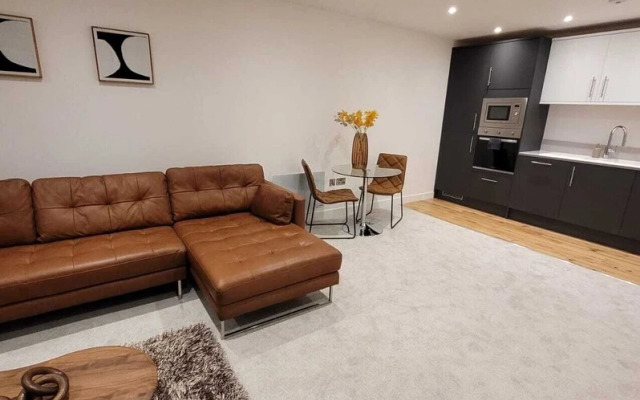 Lux 1 Bed Flat In The Heart Of Rochester