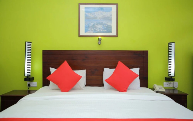 OYO 256 Subash Hotel