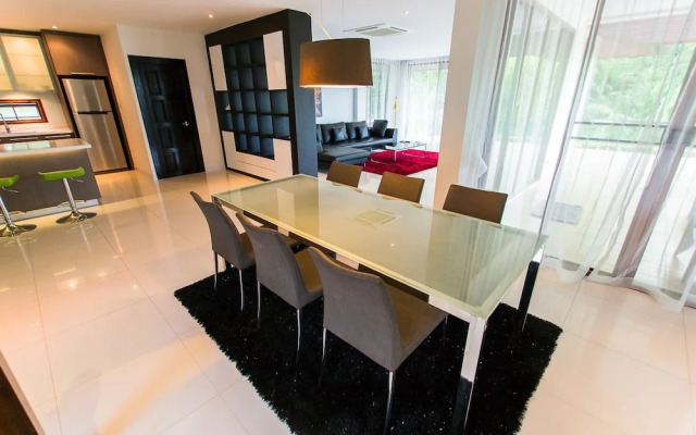 Luxury Seaview Pool Villa at Chalong