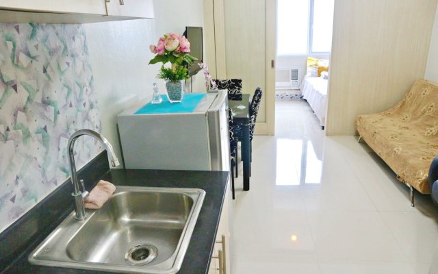 CondoDeal at Sea Residences Serviced Apartment