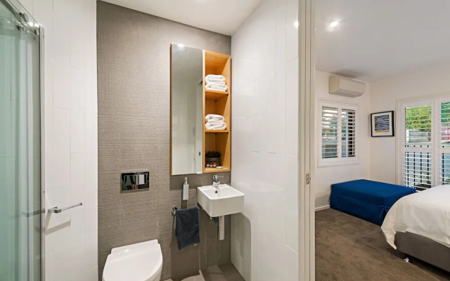 Meko Townhouse