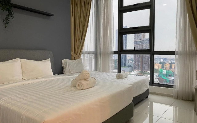 The Robertson Bukit Bintang by San Eclipses