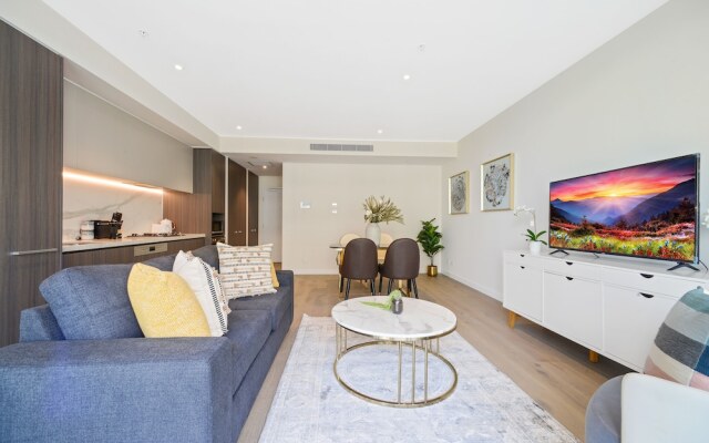 Homehotel Luxurious High Rise Apt