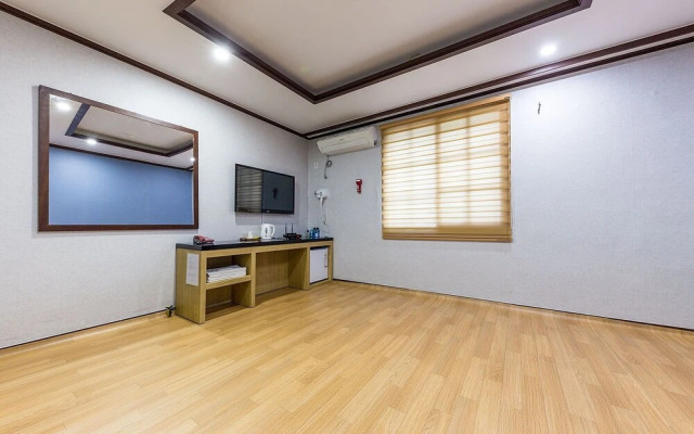 Boryeong (Daecheon) Haenal Pension