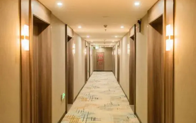 Fenhe Valley Beauty Hotel