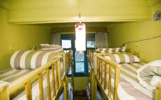 Twelve Time International Hostel