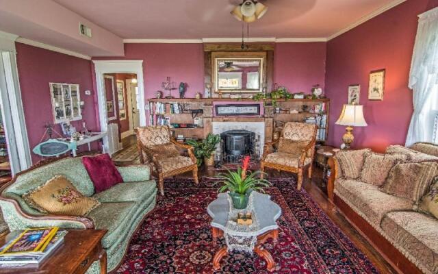 The Peaceful Pelican LLC