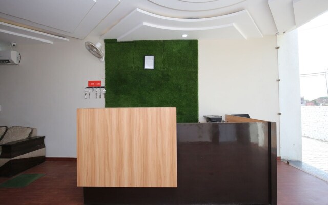 Mehra Dhaba by OYO Rooms