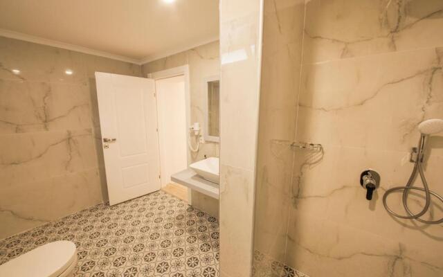 Ceylan Boutique House