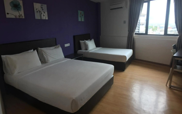 Padungan Hotel