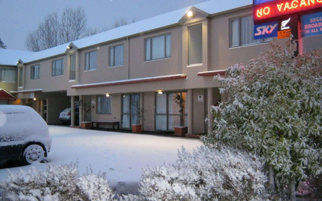 Arena Motel