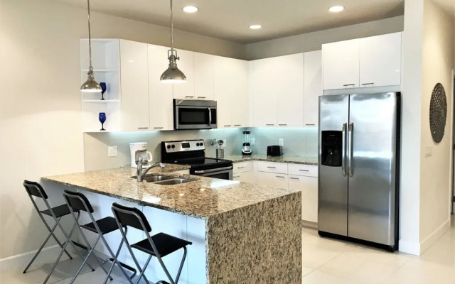 ACO - Serenity Vacation Homes