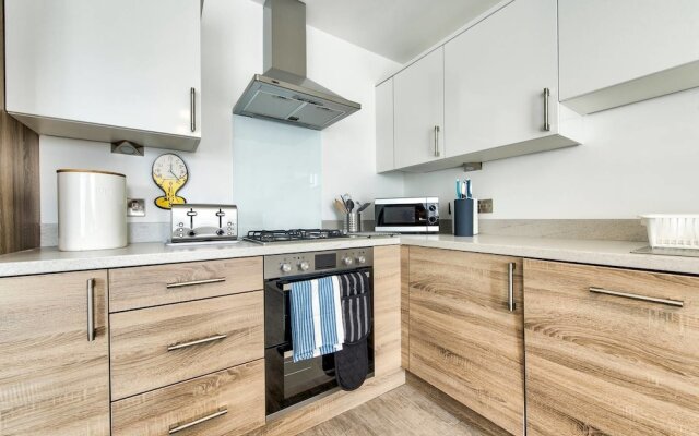 Modern 2bed/2bath with Amazing Views