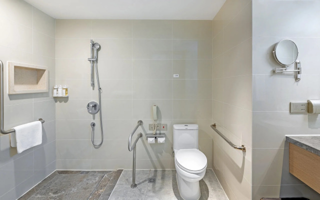 Holiday Inn Chongqing Guanyinqiao by IHG