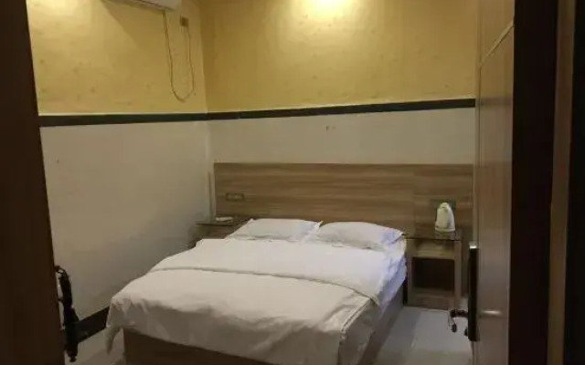 Tonggu Lantian Business Hotel