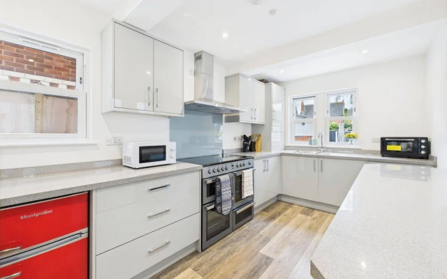 4br4ensuite-garden-w&d-closetocitycentre