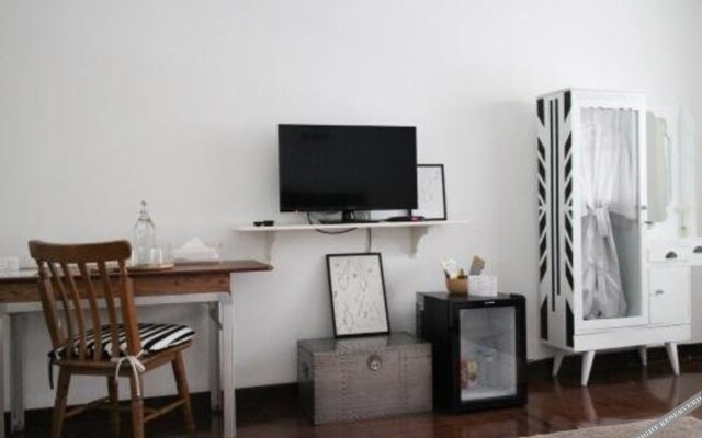 Aster9 House