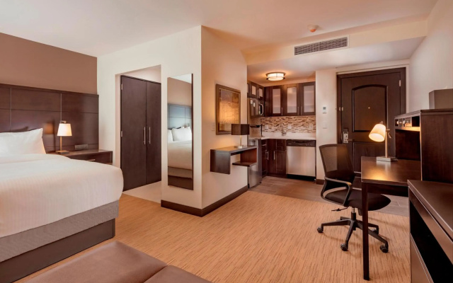 Staybridge Suites Silao by IHG