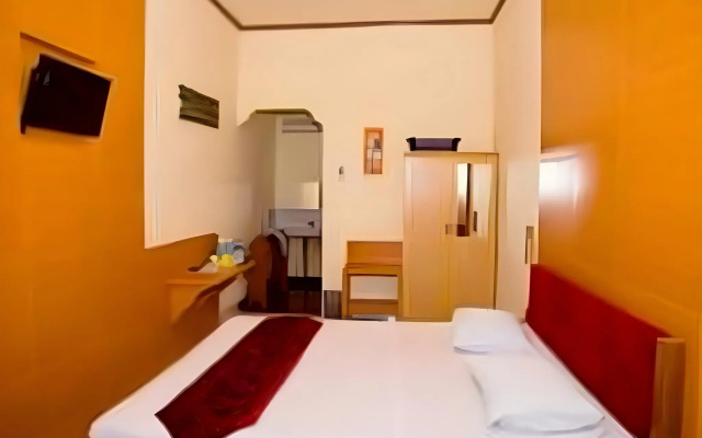 Mataram Hotel – Guest Rooms – Mataram