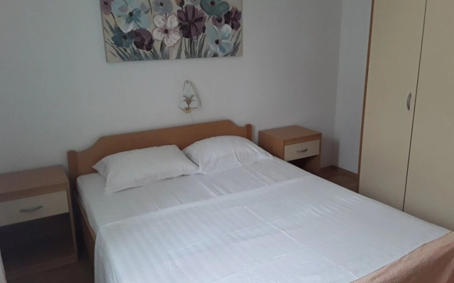 Frane - 20 m From Beach - A1